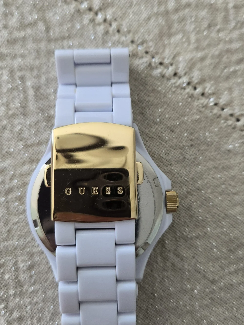 GUESS Women's White and Gold Crystal-Accent Silicone Watch - Picture 3 of 9